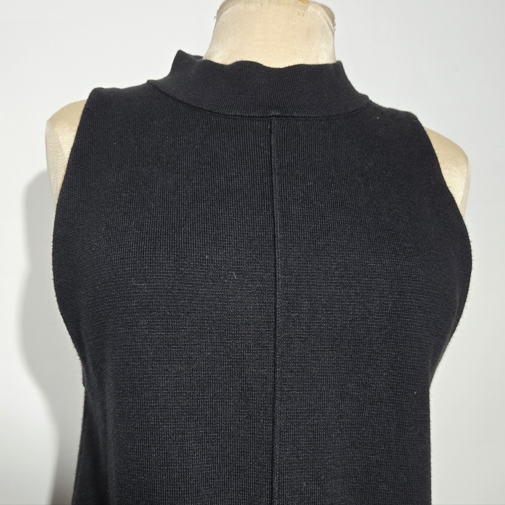 Black Sleeveless Knit Dress
